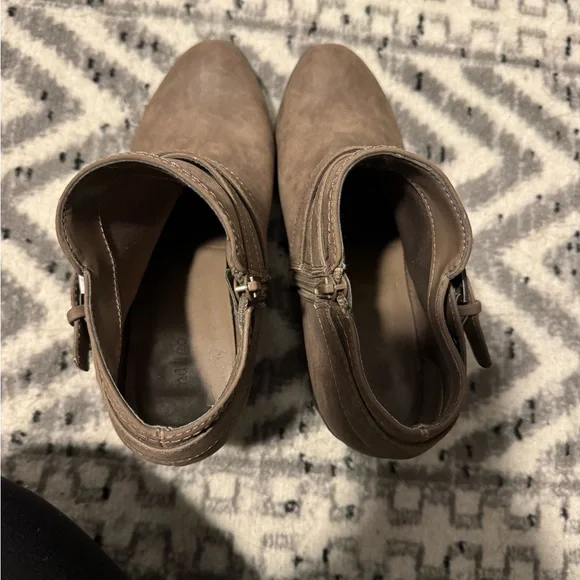 Indigo Taupe Ankle Booties - Picture 3 of 4